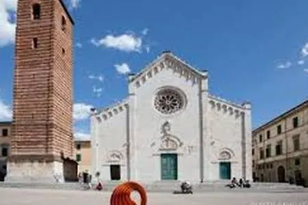 דירה La Perla In Piazza Duomo פיאטרה סנטה