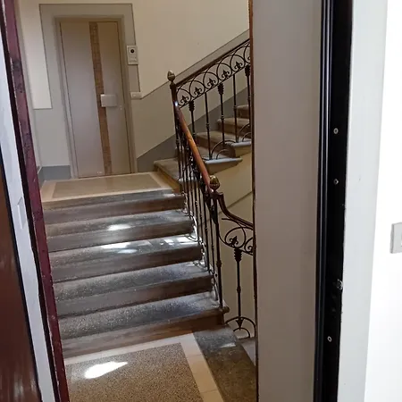 דירה La Perla In Piazza Duomo פיאטרה סנטה
